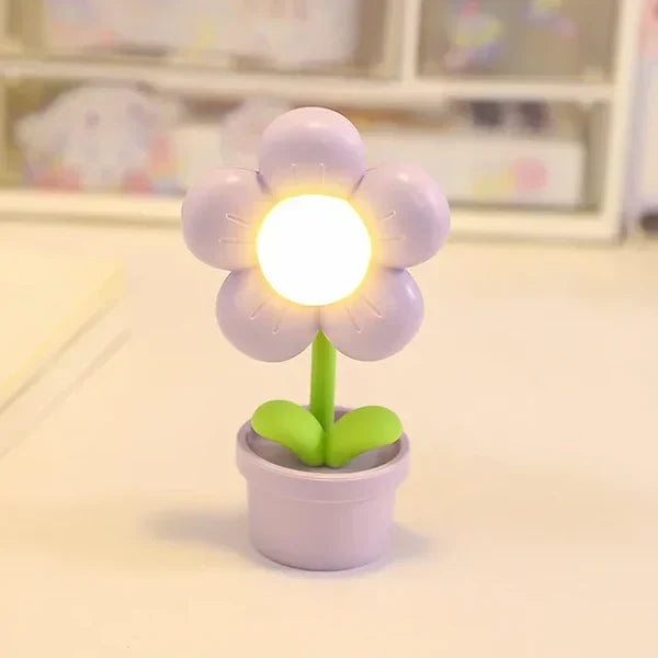 Leuke Bloem Nachtlamp voor Kinderen - Led Tafellamp in Bloemmotief voor de Kinderkamer