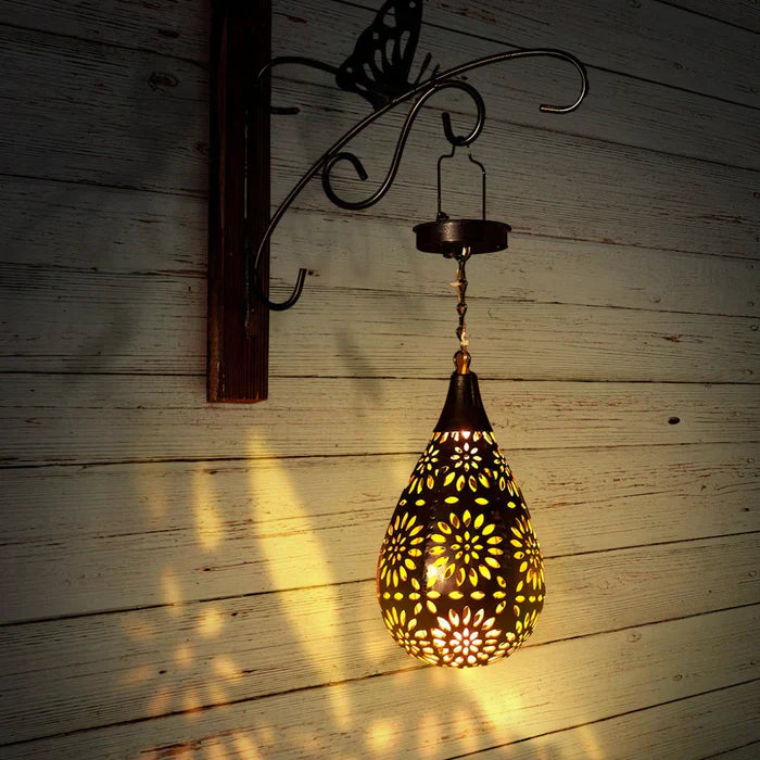 Tuinlamp op Zonne-energie & Weerbestendig in Bloemendesign - voor Stijlvolle Buitenverlichting
