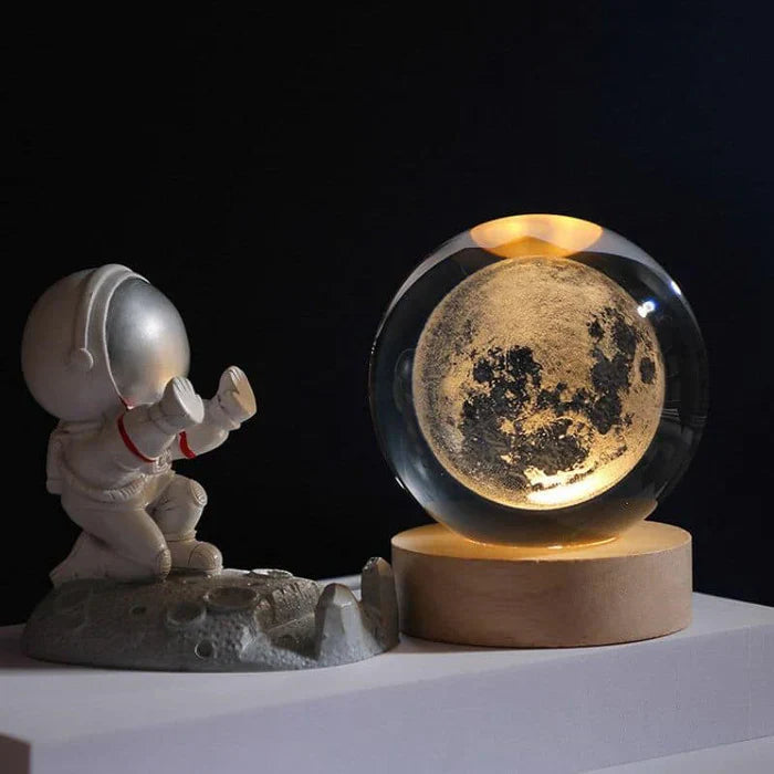 Kristallen Bol met Lichtgevende Maan