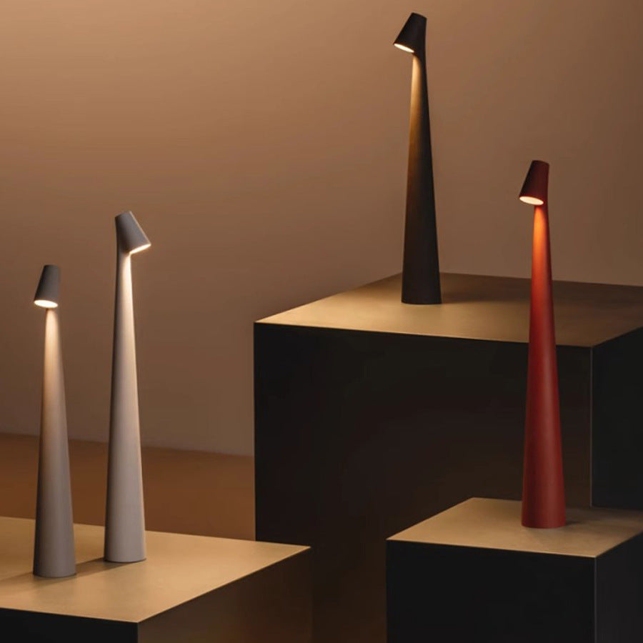 Moderne Snoerloze Led Staande Lamp