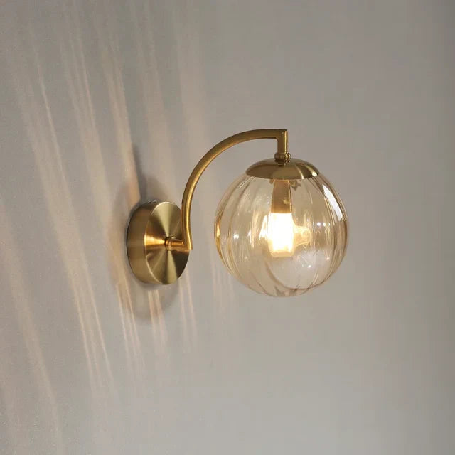 Elegante Wandlamp met Glazen Ontwerp