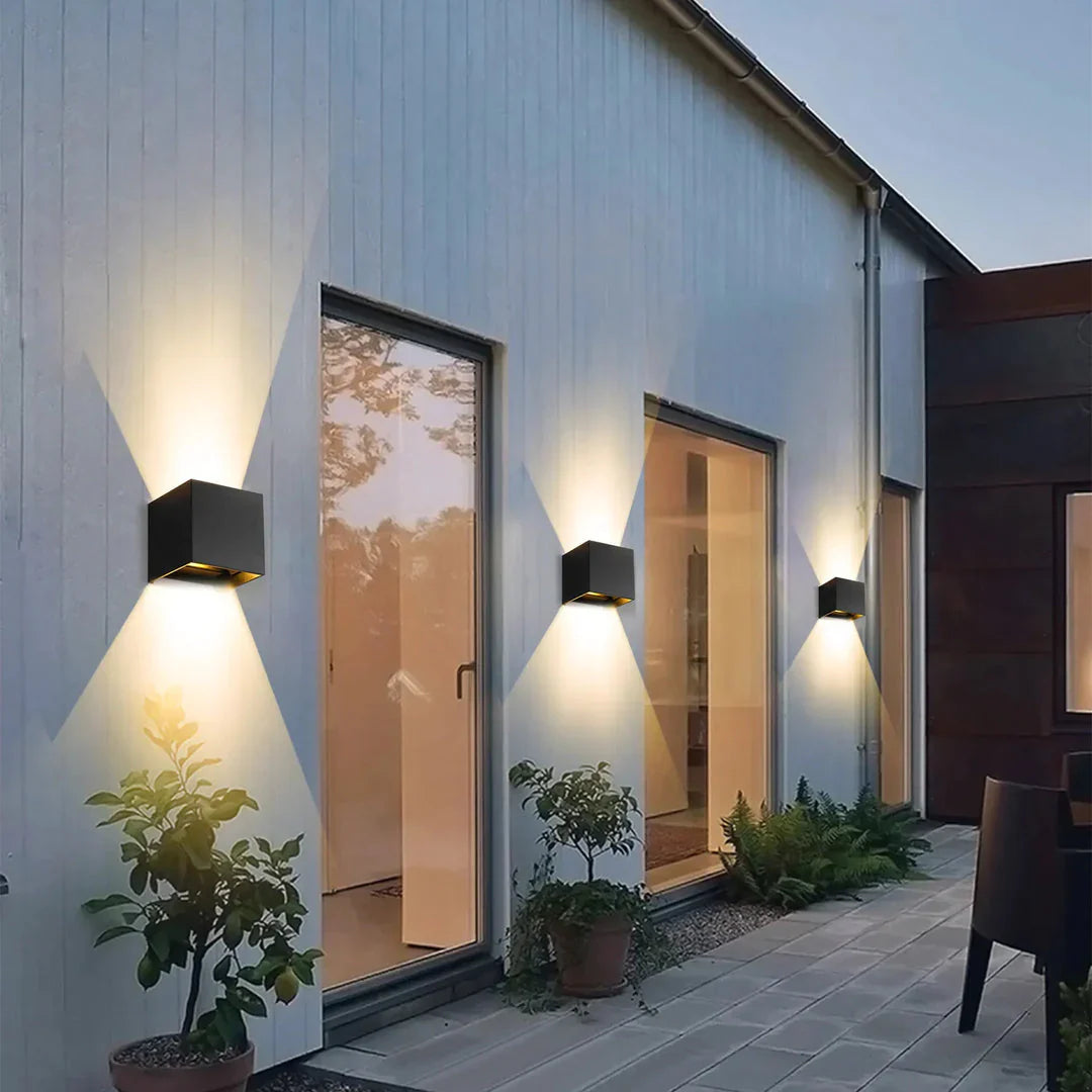 Moderne Led Wandlamp in Kubusvorm