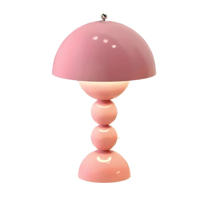 Moderne Tafellamp in Scandinavisch Ontwerp met Gouden Accenten