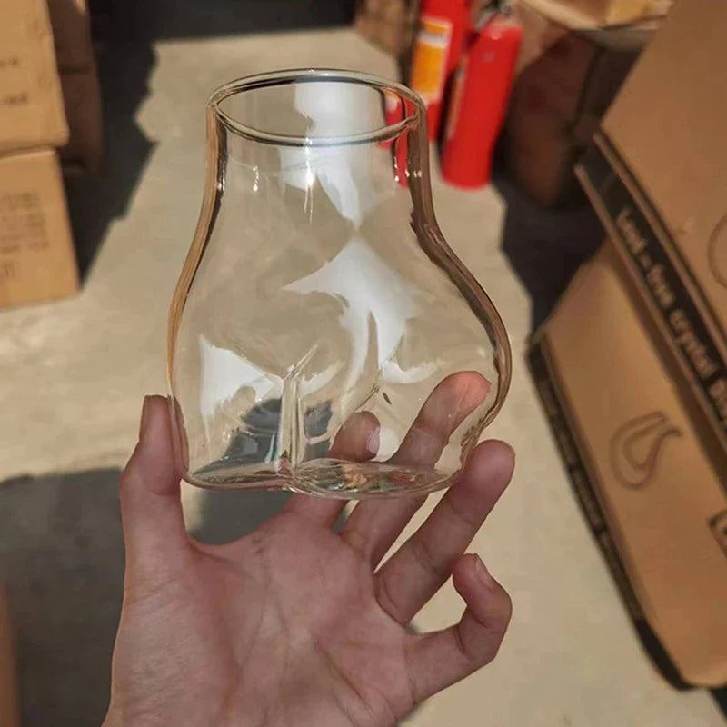Elgeniek Glas met Vrouwelijke Rondingen